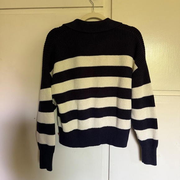 Levi's Eve Bold Block Stripe Sweater Navy Cream Size Medium Preppy - Picture 8 of 10